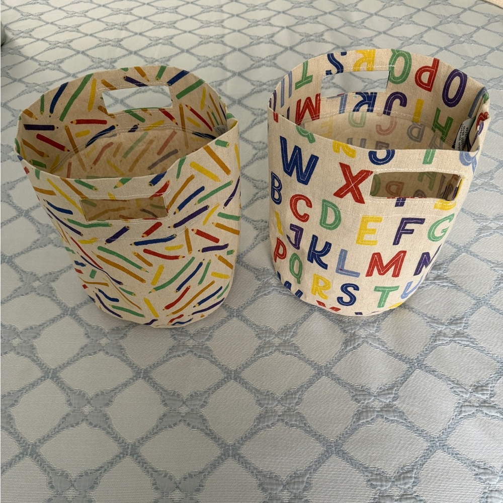 2 Kids Storage Buckets